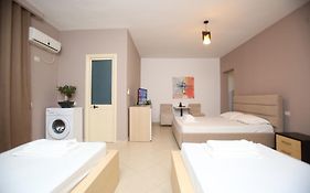Tekb Rooms & Apartments