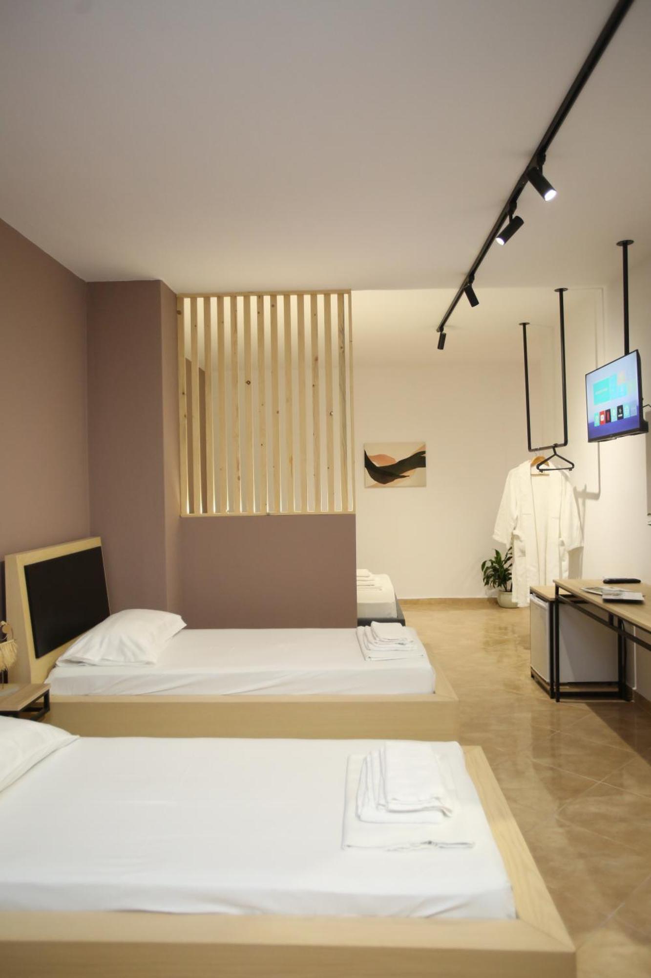 Tekb Rooms & Apartments Vlorë Esterno foto