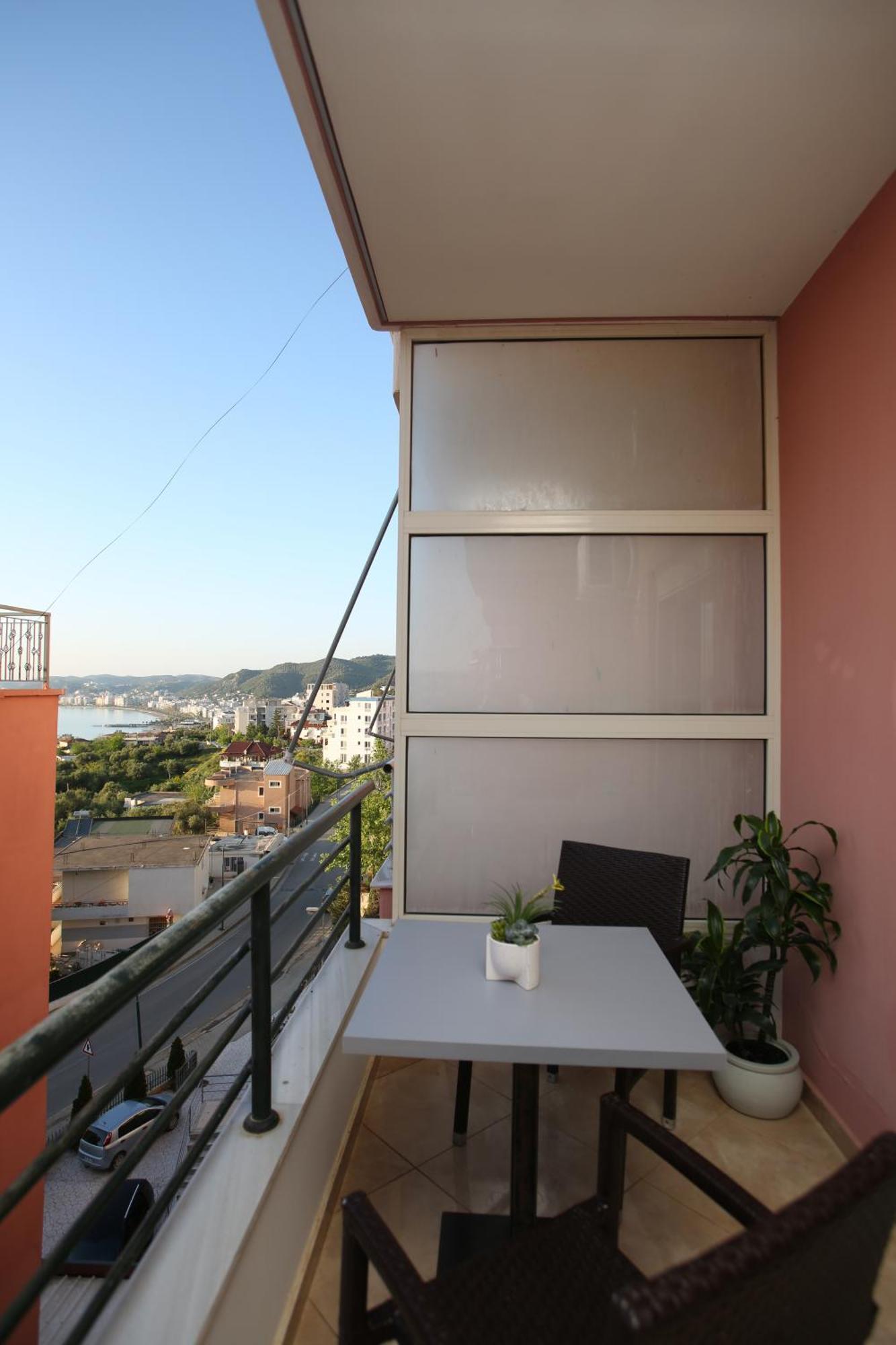 Tekb Rooms & Apartments Vlorë Esterno foto