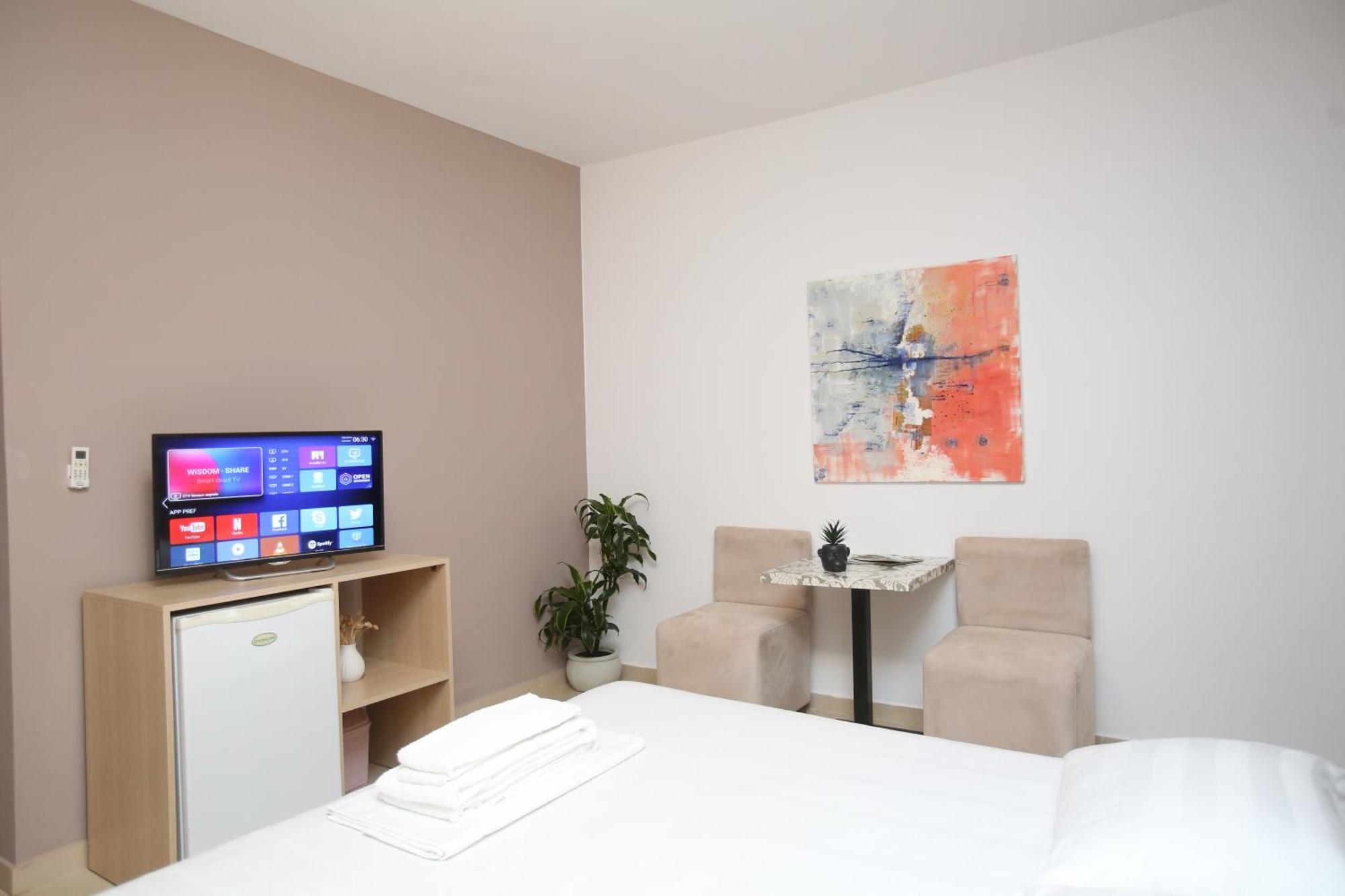 Tekb Rooms & Apartments Vlorë Esterno foto